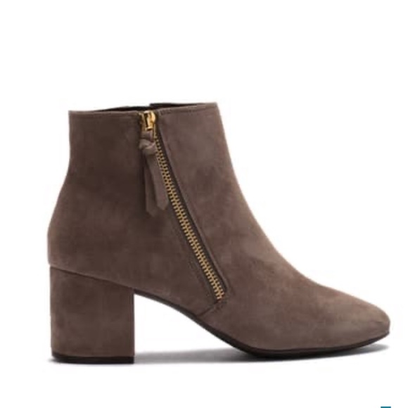 Never worn Cole Haan Saylor Grand Booties - Picture 2 of 5